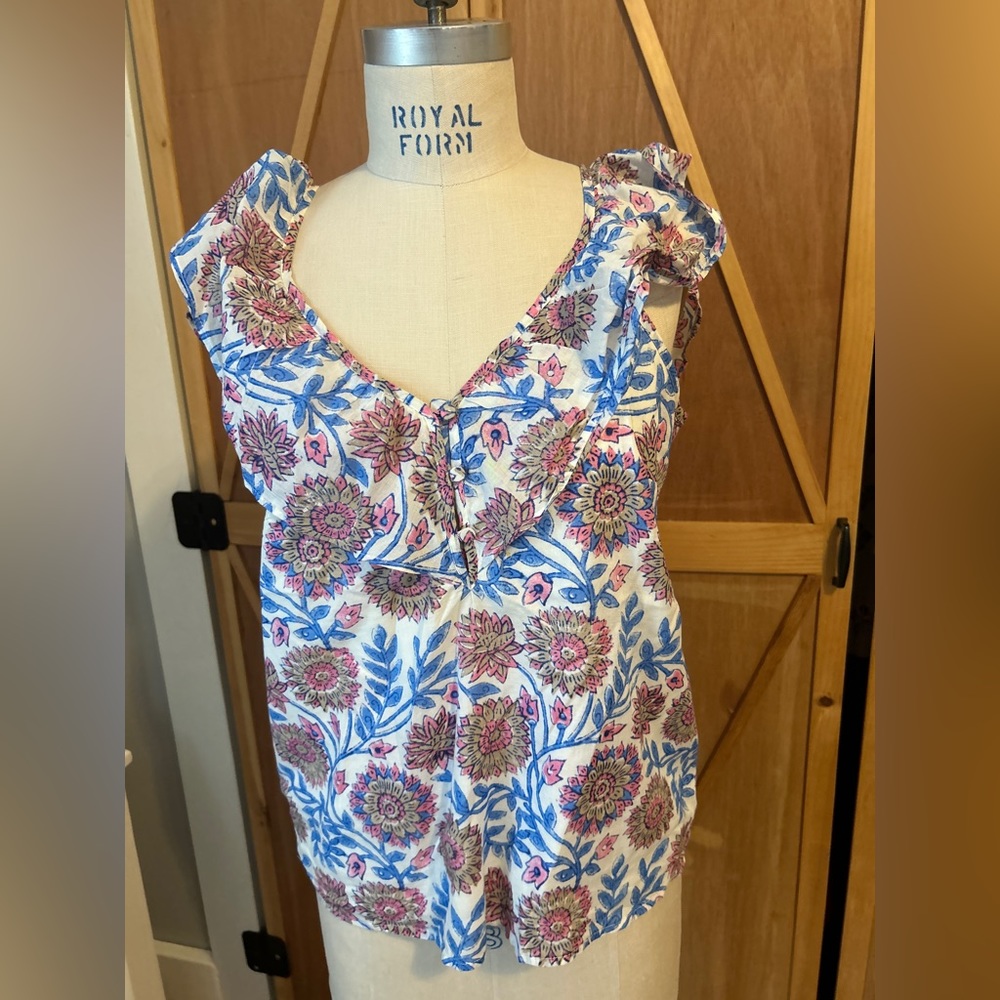 Ruffle Sleeve Floral Linen Top